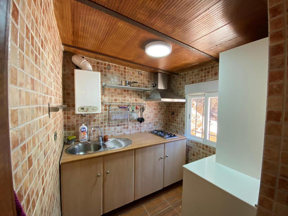 Trassierrarooms D Habitación Equipada Con Cocina Y Baño En * Córdoba